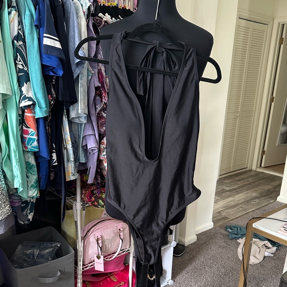 Black Plunging Neckline One-Piece Swimsuit size medium - Picture 2 of 7